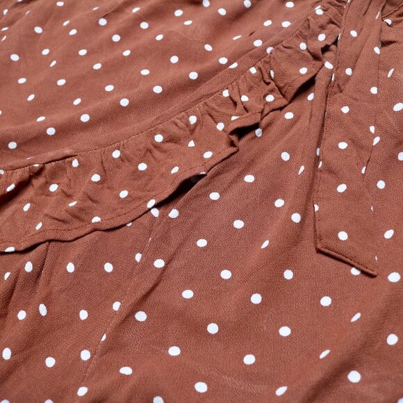 American Eagle Brown Polka Dot Faux Wrap Shorts, size Extra Small - Picture 4 of 10
